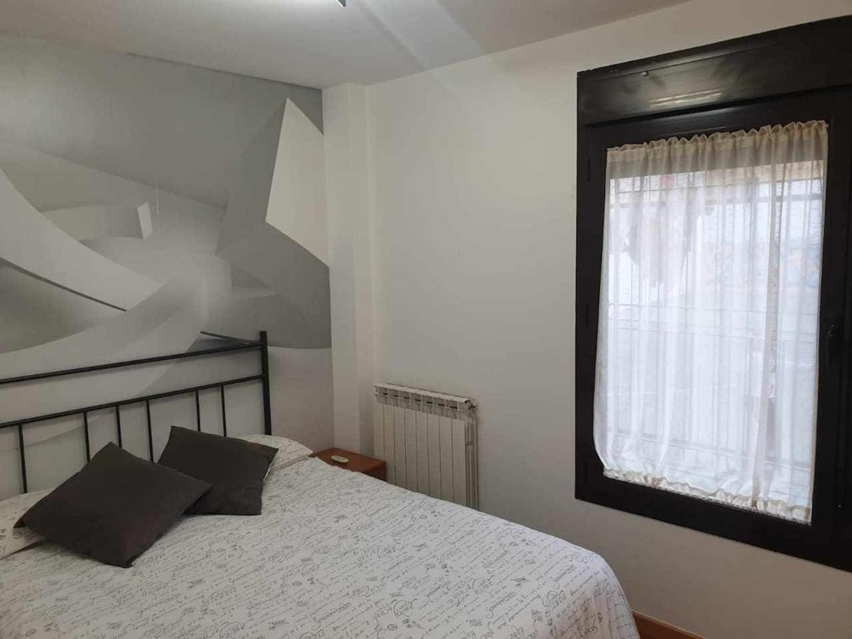 Centro Aparcamiento Gratuito Al Lado Del Pilar * Saragosse